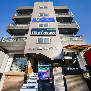Fabhotel Tree House - Nr Yashobhoomi Convention Centre